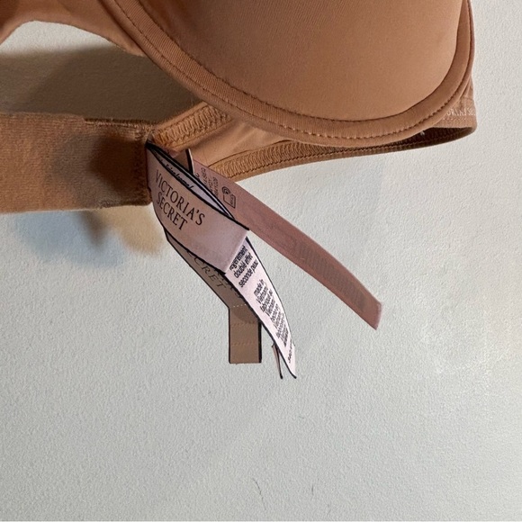 VICTORIA’S SECRET Sz 34C T-Shirt Collection Padded Adjustable Bavk Straps NEW - Picture 2 of 13